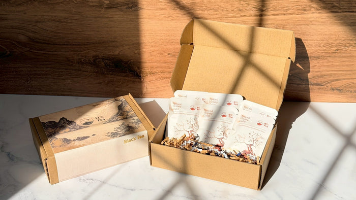 Spiced Honey | Honey-Scented Black Tea Cubes with Cinnamon